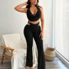 Set de dos piezas top con cuello de capucha tirantes traseros y pantalón acampanado - Image 3