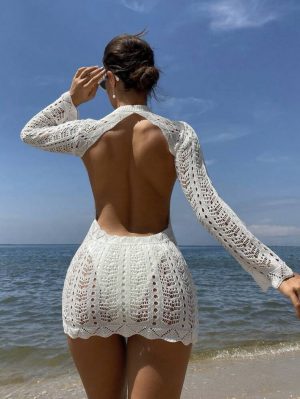 Vestido de playa con encaje con estampado floral y espalda descubierta